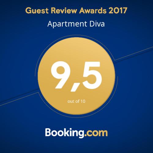 Apartment Divaに飾ってある許可証、賞状、看板またはその他の書類
