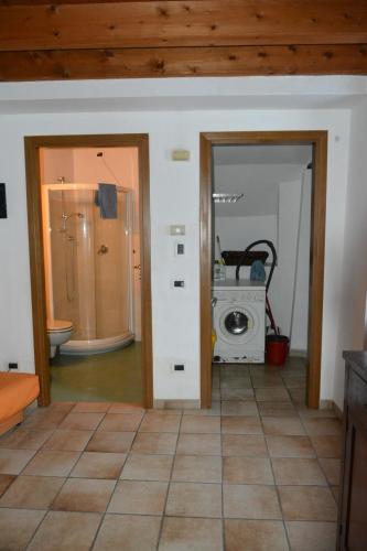 A bathroom at PudApartment Holiday Home