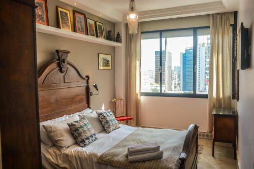 Appartement moderne moroccan/African décoration 객실 침대