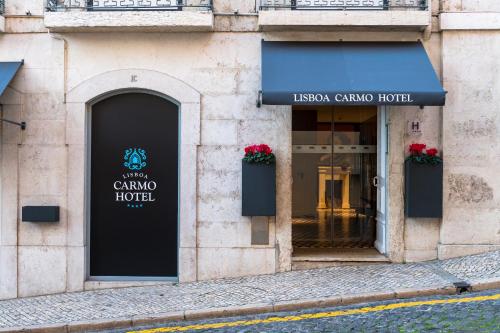 Muka bangunan atau pintu masuk Lisboa Carmo Hotel