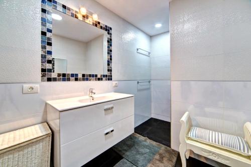 Ένα μπάνιο στο Marazul, Heated Pool, Terrace, Wifi