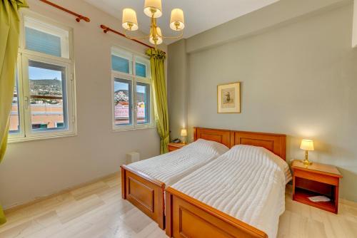 Φωτογραφία από το άλμπουμ του Hotel Halaris στην Ερμούπολη