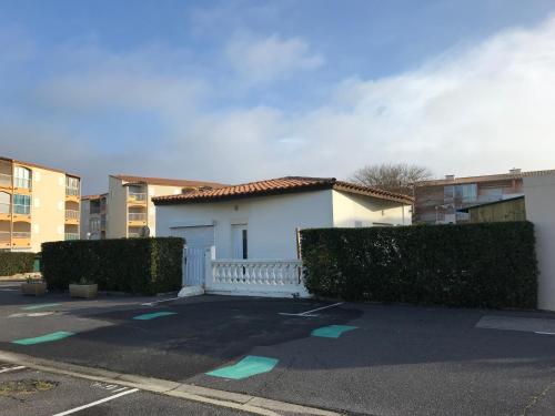 Maison Le Jean Bart, Cap d'Agde – Updated 2023 Prices