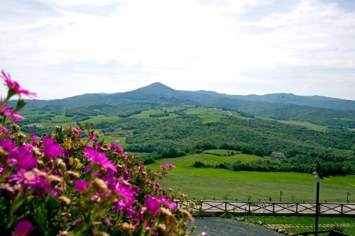Gallery image of Borgo di Monte Murlo in Guardistallo