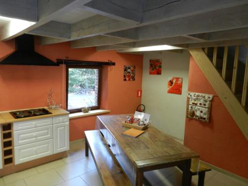 Köök või kööginurk majutusasutuses B&B Le 'Ti 'Bou de Refuge