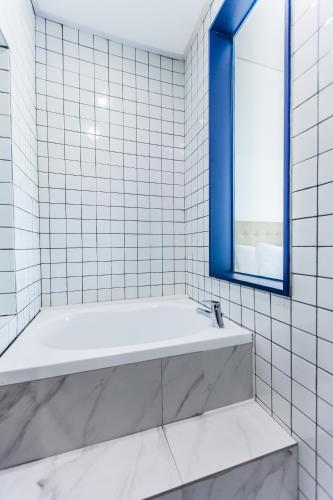 Gallery image of Blue Spring Hotel in Jeju
