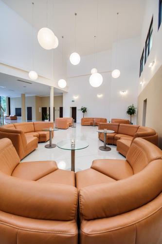 Ruang duduk di Hotel Trzebnica