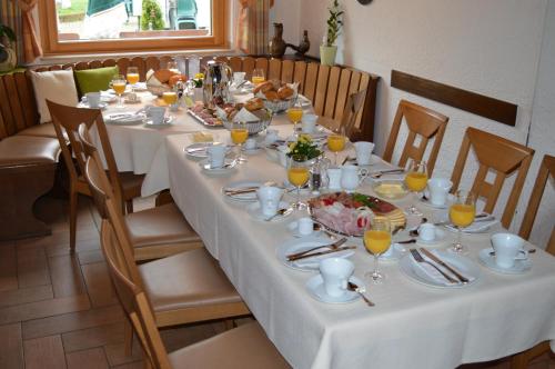 Đồ ăn tại/gần căn hộ