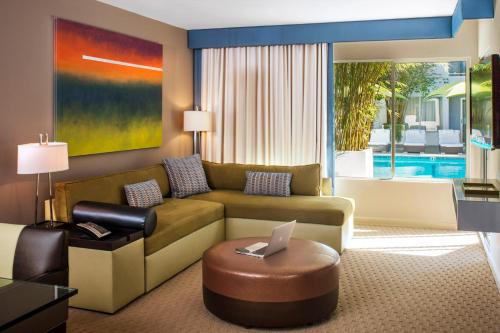 Sunset Marquis Hotel Image