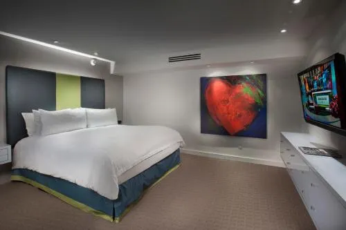 Sunset Marquis Hotel photo 14