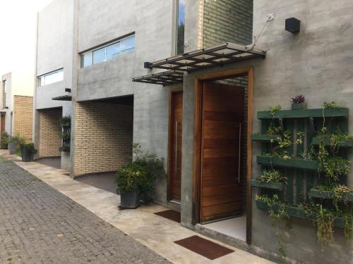 アパートメントが所在する建物