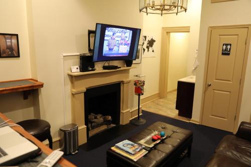 デュオノマドにあるテレビまたはエンターテインメントセンター