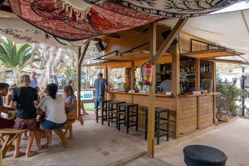 Foto de la galería de Camping Cala Nova en Es Cana