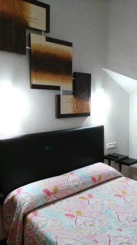 Katil atau katil-katil dalam bilik di Santa Clara