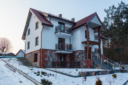 Gościniec Krutyński im Winter