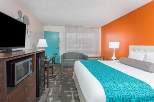 Imagen de la galería de Howard Johnson by Wyndham Ocala FL I-75, en Ocala