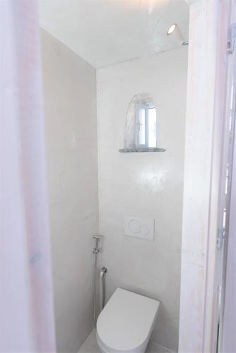 Un baño de Melesio Studios Mykonos Town