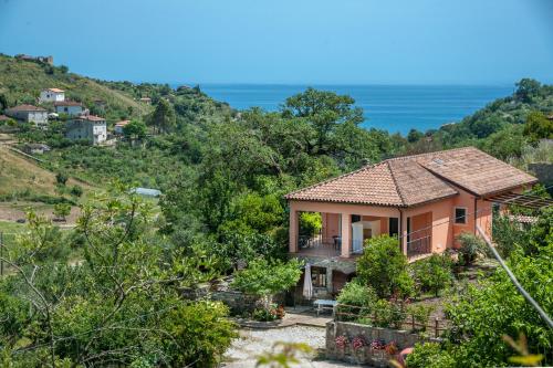 Un paisaje natural cerca of the bed and breakfast