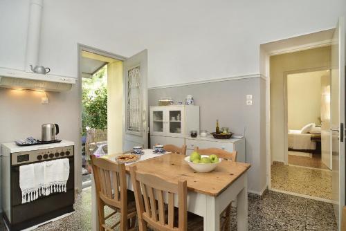 Haralabos Central Apartment