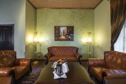 Posezení v ubytování Rubezahl-Marienbad Luxury Historical Castle Hotel & Golf-Castle Hotel Collection