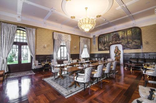 Posezení v ubytování Rubezahl-Marienbad Luxury Historical Castle Hotel & Golf-Castle Hotel Collection