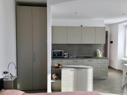 A kitchen or kitchenette at Casa Cesira