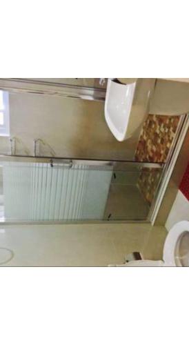 Ένα μπάνιο στο SunValley Tourist Inn