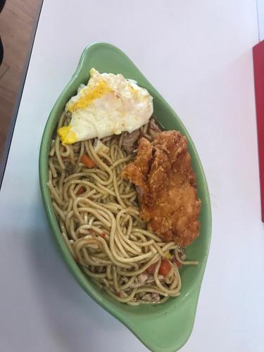 Mad i den private indkvartering eller i nærheden