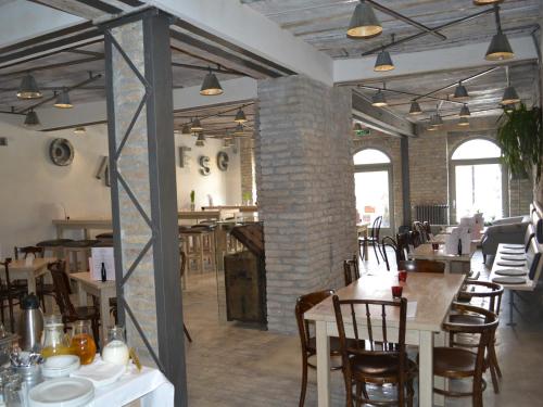 Veliki Garni Hotelにあるレストランまたは飲食店