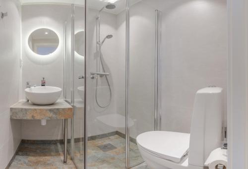 Bilik mandi di Lofoten Planet - Boutique Hotel