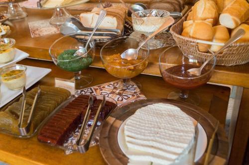 Đồ ăn tại/gần quán trọ