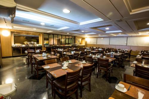 Ресторан / где поесть в Crystal Plaza Hotel