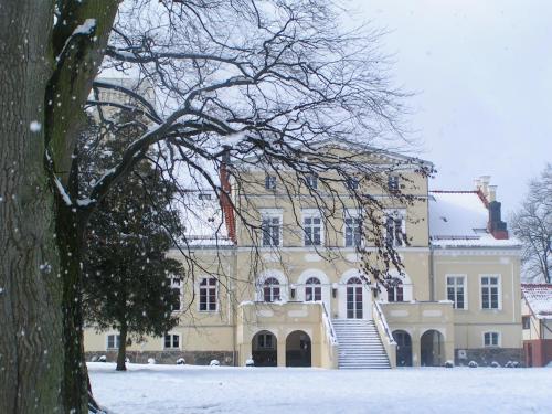 Hotel SPA Wieniawa en invierno
