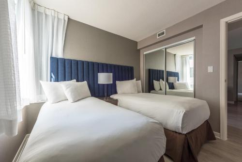 Carmana Hotel & Suites Image