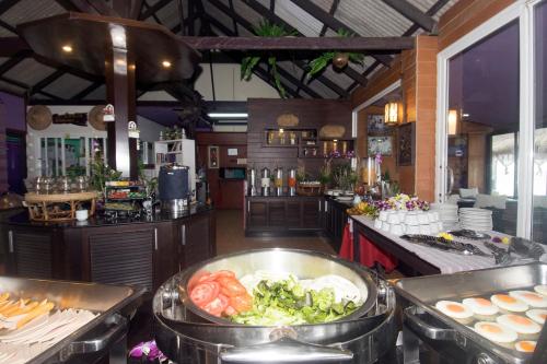 Mad på resortet eller i nærheden