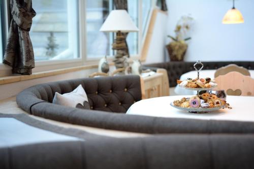 Ruang duduk di Garni Hotel and Apartments Wildbach