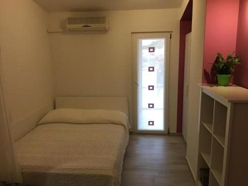 Studio apartment Martina ---80m from the sea---