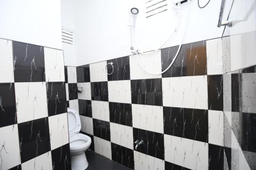 Koupelna v ubytování Isuru Homestay