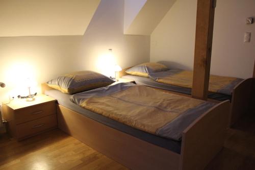 Katil atau katil-katil dalam bilik di Guest accomodation Klancar