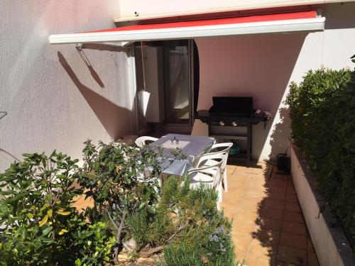 Photo de la galerie de l'établissement studio parking 5 min de la plage, à La Grande Motte