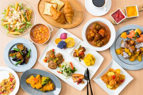 Jídlo v hotelu nebo okolí