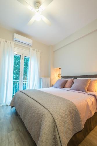 "SunBow Earth"- Boutique new Apt in Dowtown Athens
