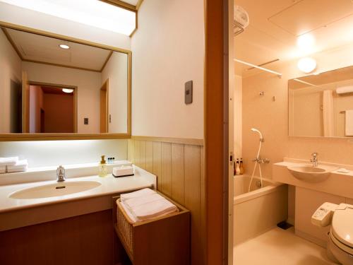 Ett badrum på Kawagoe Prince Hotel