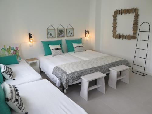 Gallery image of T4 Grand Townhouse Old Village in Vilamoura