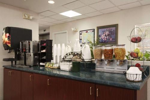 Drinks på Baymont by Wyndham Crossville