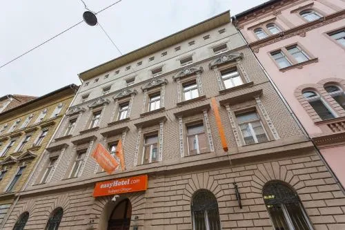 easyHotel Budapest Oktogon photo