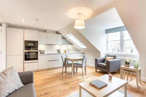 ALTIDO Quiet City Centre Spacious Apartment