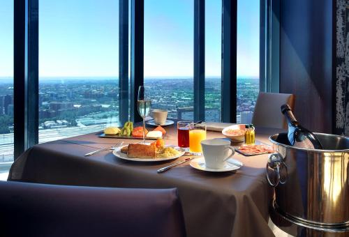 Eurostars Madrid Tower photo 17