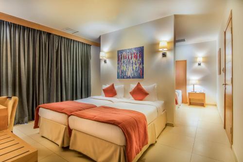 Gallery image of Ramada Resort Dead Sea in Sowayma
