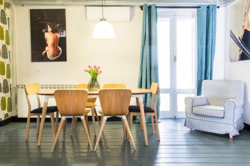 TrastevereHome - Funky 70s Style Apartment in Trastevere